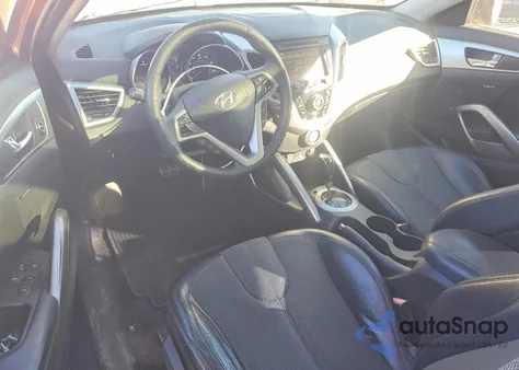 2012 Hyundai Veloster z USA, uszkodzony, nr VIN KMHTC6AD6CU061953